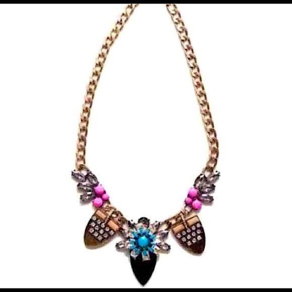 T&J Designs Crystal Flower Gold Statement Necklace - Picture 1 of 4